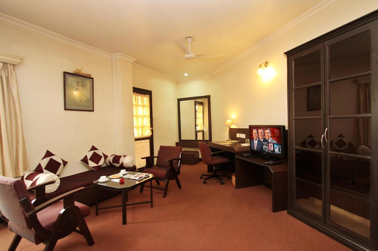 Royal Inn Mysore Extérieur photo